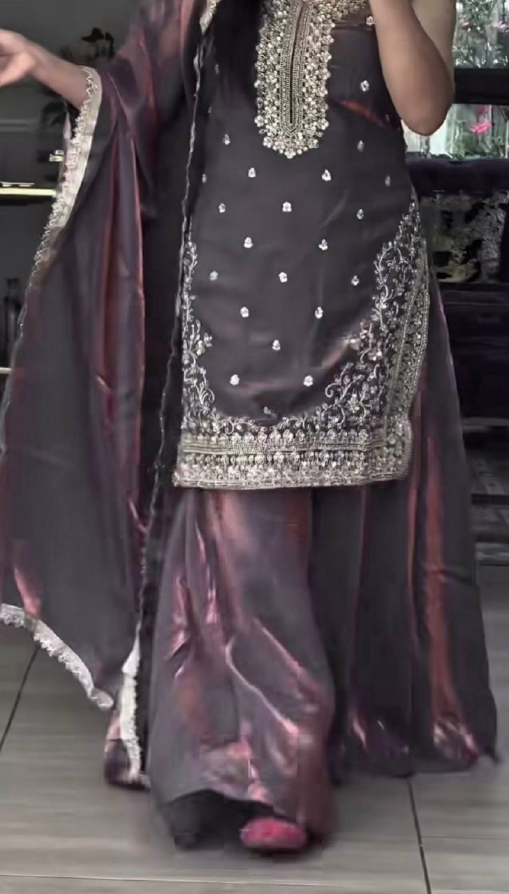 Midnight Mauve Iridescent Zari Couture